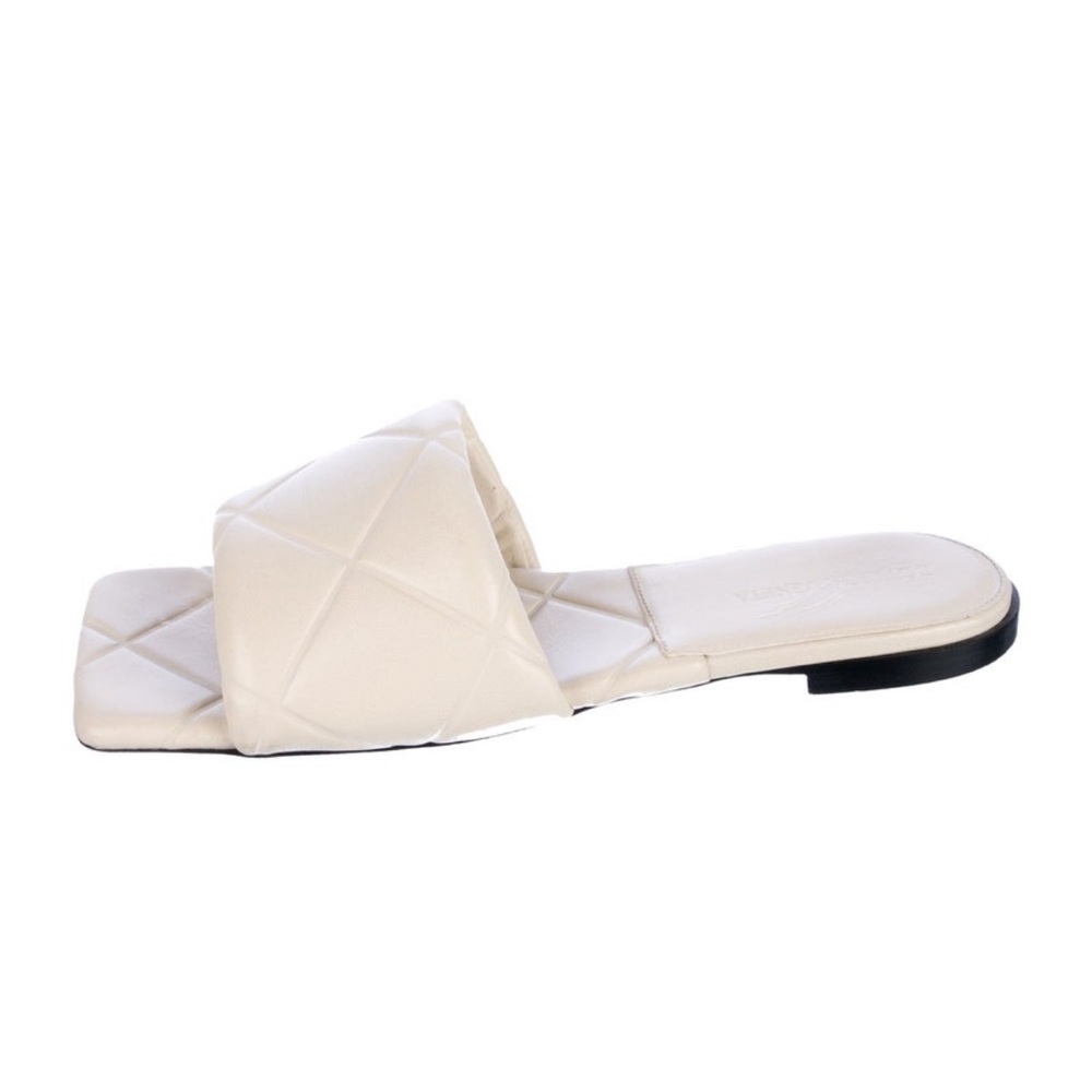 Bottega Veneta Quilted Leather Sandals - Picture 2 of 6